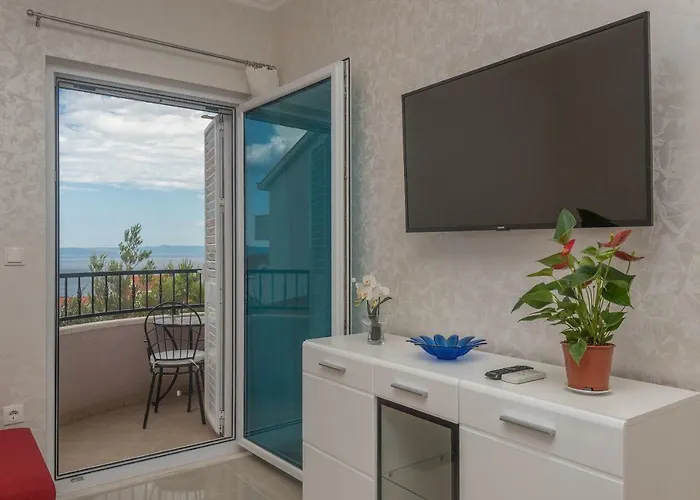 Stella Maris * 马卡尔斯卡