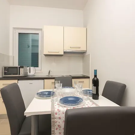 Stella Maris * Makarská